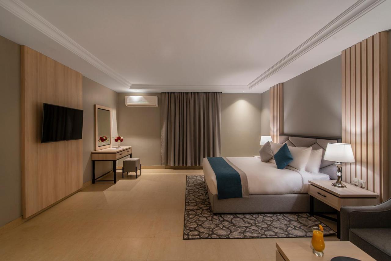 Enala Hotel Apartments- Tabuk Kültér fotó