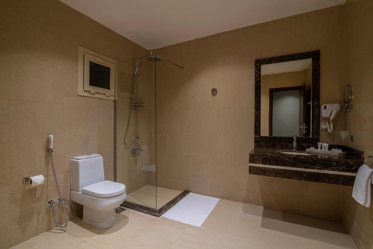 Enala Hotel Apartments- Tabuk Kültér fotó