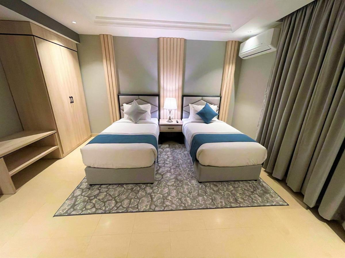 Enala Hotel Apartments- Tabuk Kültér fotó