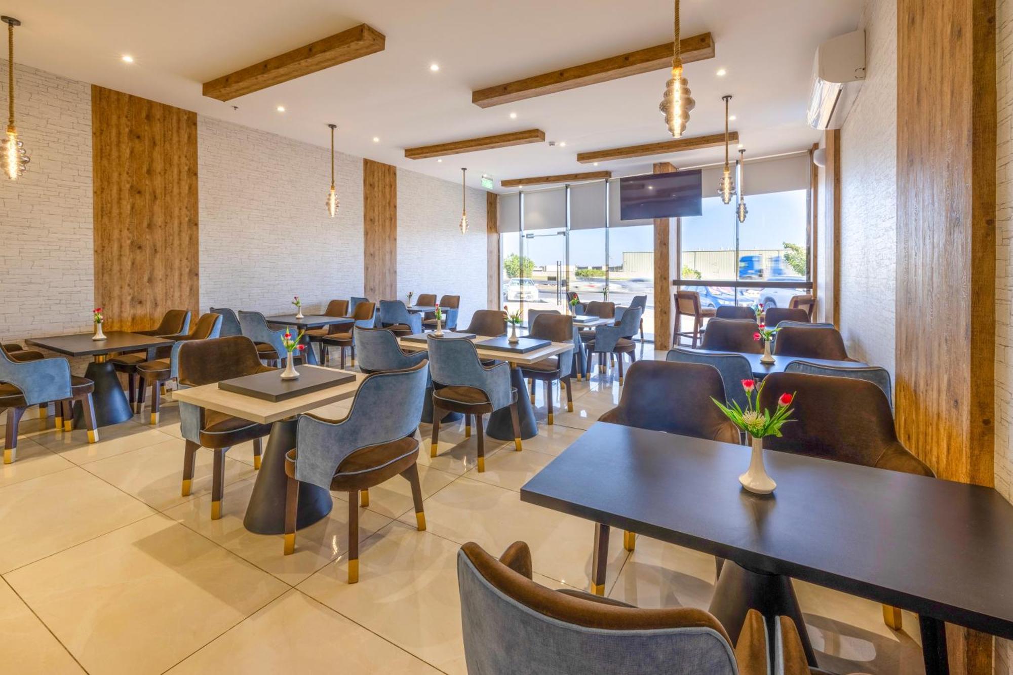 Enala Hotel Apartments- Tabuk Kültér fotó